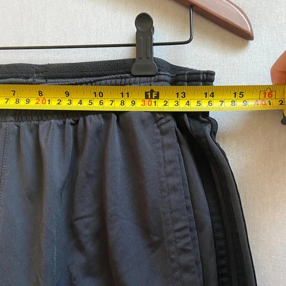 Adidas 3 stripe track pants Sz L - Picture 8 of 11